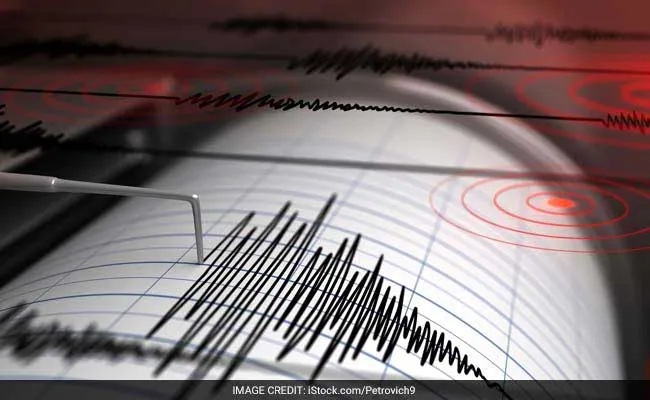 Biggest Earthquake In 40 years Shakes Volcanic Fields Near Italy's Naples